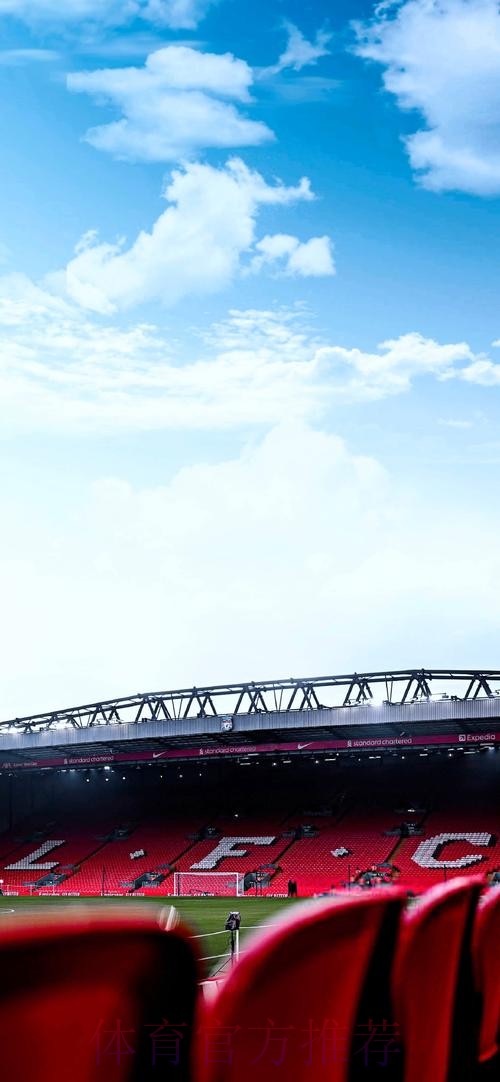 邮报：阿诺德再次无缘首发 他在皇马的日子不好过